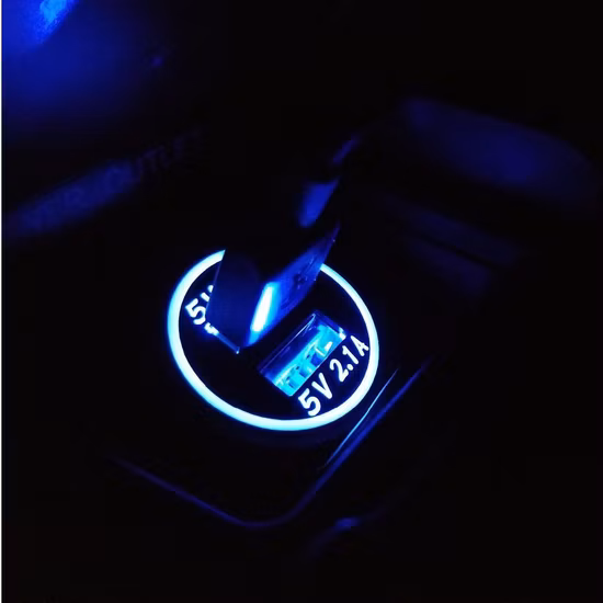 Preço de atacado DC AC 5V 4.2A Touch Dual Port USB Car Charger Socket para celular